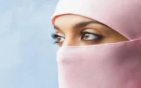 Le voile n'empêche pas de faire la fête