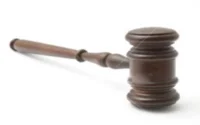 Trois accusés de terrorisme condamnés à 10 ans de prison