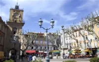 Neuf artistes peintres marocains exposent à la mairie d'Aix-en-Provence