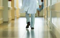 Settat : Un homme se déguise en infirmier pour violer les patientes de l'hôpital