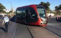 Le tramway de Casablanca déraille après avoir été percuté par un bus