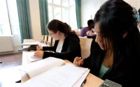 Maroc : les sciences seront dorénavant enseignées exclusivement en français