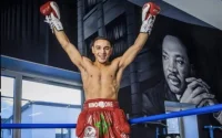 Le Marocain Nordine oubaali conserve son titre mondial WBC des poids coq