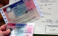 Carte de séjour : une cinquantaine de recours déposés contre l'Etat français