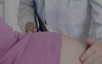 Un faux gynécologue recevait les patientes à son domicile