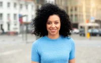 Belgique : victime de racisme et de sexisme, la députée Sihame El Kaouakibi crie son ras-le-bol