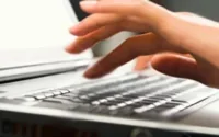 L'Europe adopte un texte contre le racisme sur internet