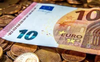 Le dirham marocain prend de la valeur face à l'euro et le dollar