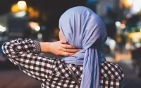 Aziza H., frappée et insultée pour son voile à Gardanne