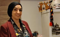 Elle quitte le Maroc à neuf ans, grandit en Italie et ouvre son restaurant en France