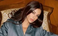 Fille d'immigrés marocains, elle regardait sa mère coudre : aujourd'hui, Beyoncé et Jennifer Lopez portent ses créations