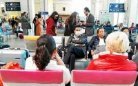 Coincés au Maroc, des Anglais crient leur colère