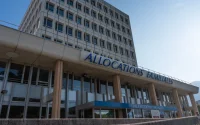 Son titre de séjour italien ne suffit pas : la CAF réclame 2 160 euros à ce Marocain