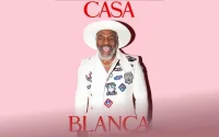 Mike Tyson pose pour « Casablanca »