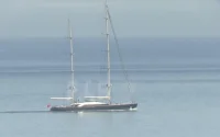 Le roi Mohammed VI à bord d'un bateau au large de Sebta (vidéo)