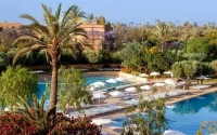 Contraint d'annuler ses vacances au Maroc, il veut attaquer l'État français